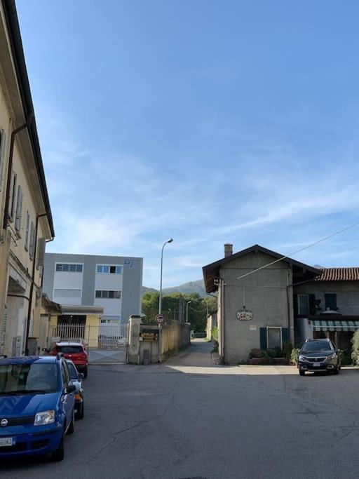 Piccolo Monolocale A Verbania Exterior foto